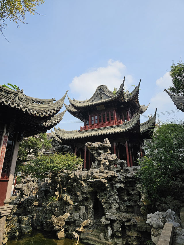 The Ultimate Yu Garden Day Experience: Shanghai's Historic Heart