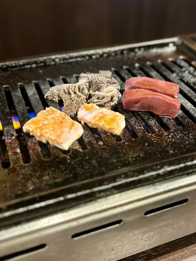 【大阪・西大橋】雌牛赤身が自慢の隠れ家焼肉「焼肉はるき」