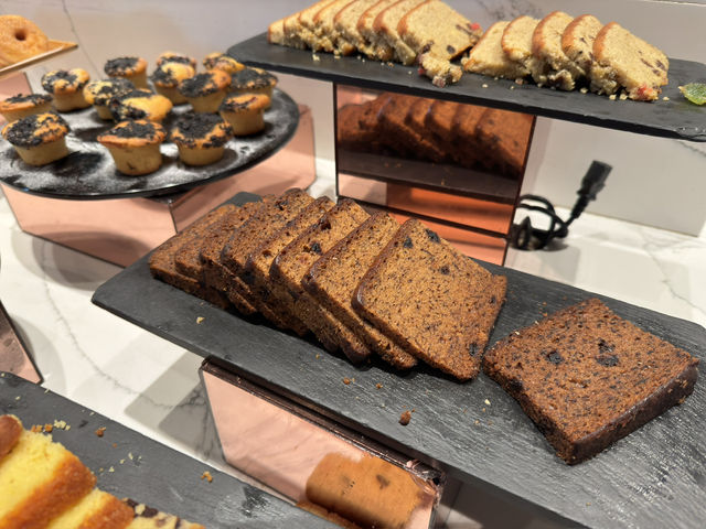 🍽️ Breakfast Delight at Café 168, G Hotel Gurney