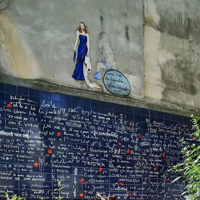 🎨✨ Montmartre Summer Guide: Bohemian Charm & Sunset Magic in Paris 