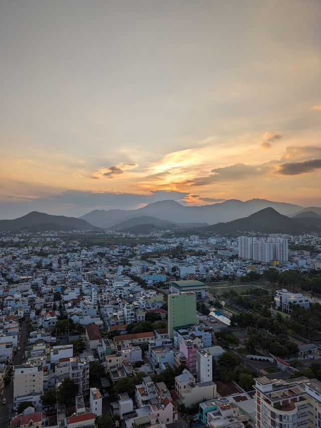 🇻🇳 Nha Trang: The City Where Mountains Embrace the Sky! 🏙