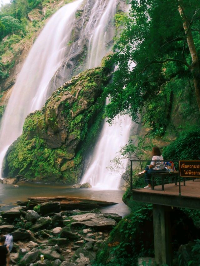 หนีเมืองกรุงมาฮีลใจที่ "น้ำตกคลองลาน" จ.กำแพงเพชร