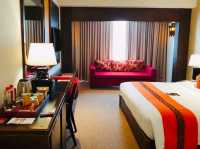 チェンマイの中心で快適ステイ – Mövenpick Suriwongse Hotel