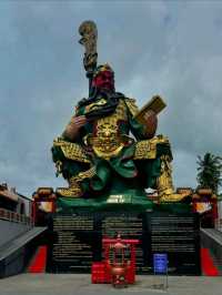 Temple Hopping in Koh Samui