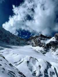 ภูเขาหิมะมังกรหยก 🏔️