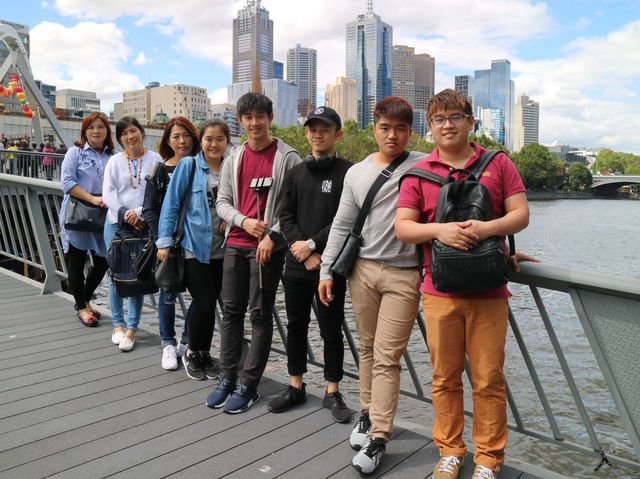 📍墨爾本城市漫遊｜文化、建築與青春記憶交織的一天 🇦🇺✨