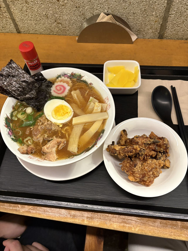 혼밥족은 물론 모임하기도 정말 좋은 ‘헝그리곰바’🍗🥢