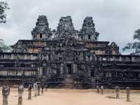 Ta Keo is a classic example of Khmer architecture from the late 10th century