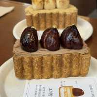 Pie Poetry in Yeonnam—My Visit to Parole & Langue, Seoul