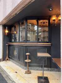 GLITCH COFFEE & ROASTERS, Tokyo’s Temple of Light Roast Precision