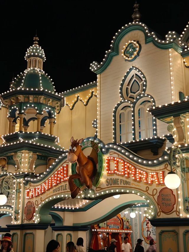 Where the Sea Meets Fantasy: Tokyo DisneySea