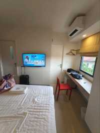 โรงแรมฮ็อปอินน์