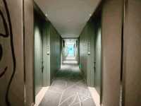 Singapore’s Most Stylish Stay – Inside the Bold World of Mondrian Singapore Duxton