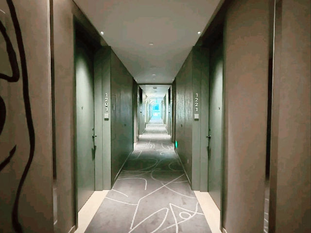 Singapore’s Most Stylish Stay – Inside the Bold World of Mondrian Singapore Duxton