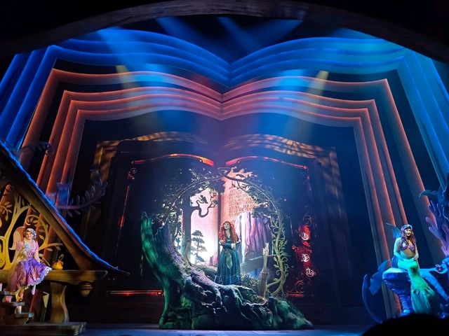 ชมการแสดง Disney’s Storybook Theater