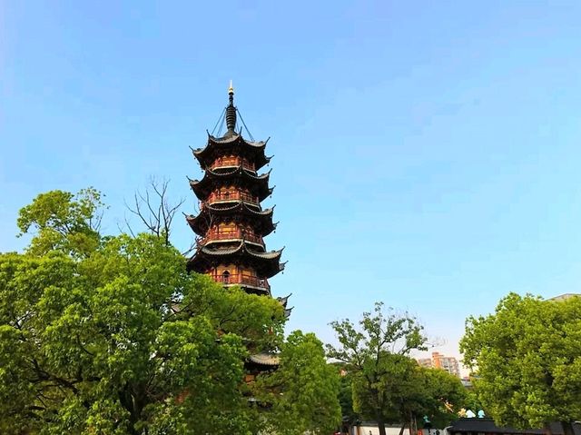 Longhua Temple – Oldest Buddhist Temple in Shanghai