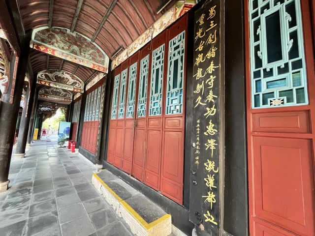🌿 Escape to Dujiangyan 都江堰 — Where Nature, History & Serenity Meet