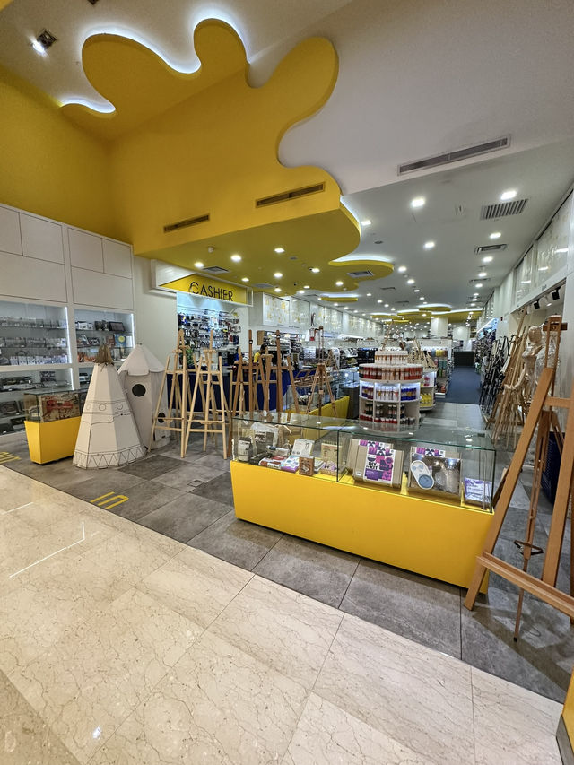 アートの扉がここに開く！Pavilionの秘密基地🎨✨