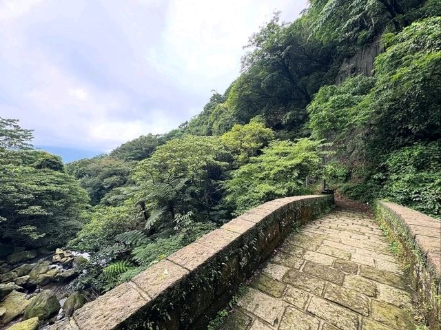 Walking the Jinbaoli Trail Like a Time Traveler with Sore Legs