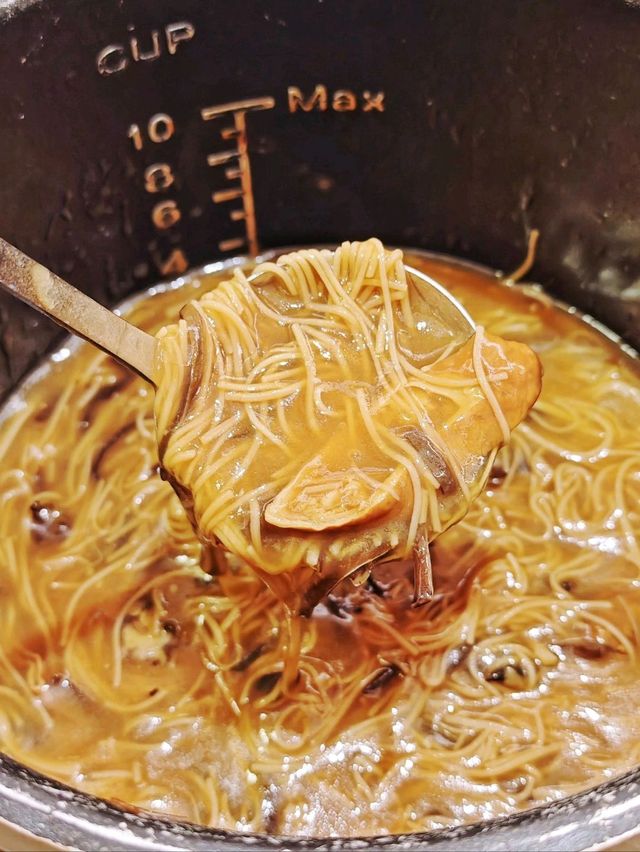 和牛🥩大頭蝦🦐乳鴿🐦任食