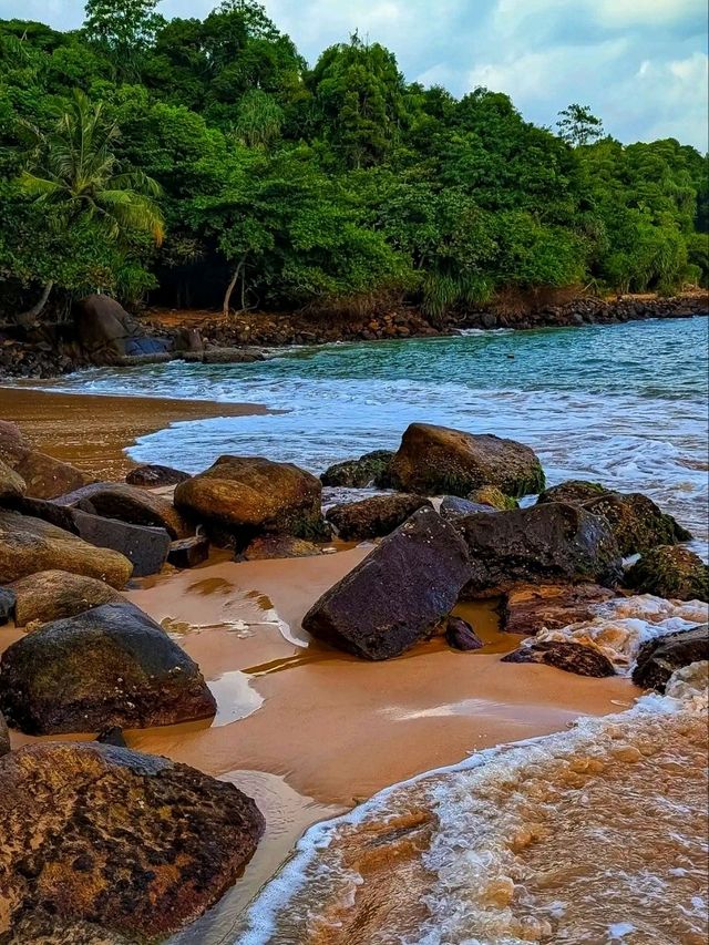 🏝️ Jungle Beach, Unawatuna – A Hidden Tropical Escape