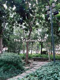 Starling Mall: Green Mall Surrounded by Nature and Lush Landscapes