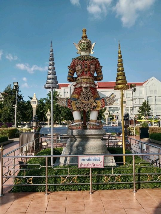 สักการะ ศาลหลักเมืองอุดรธานี