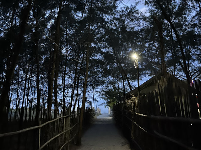 A weekend surfing spot tucked in this sleepy town of Liwliwa