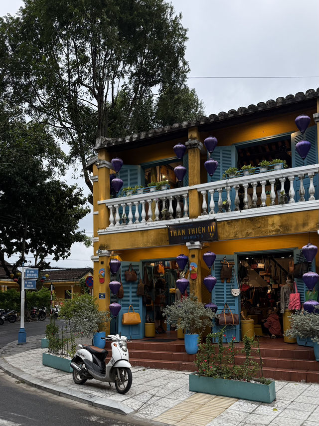 Hội An — The Lantern City 