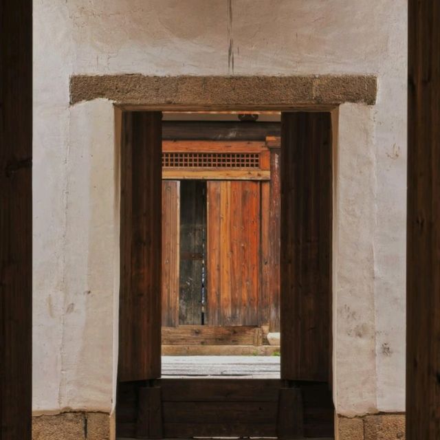 เมืองโบราณซานฟางฉีเซียง เมืองโบราณซานฟางฉีเซียง