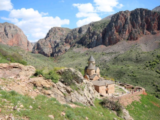 Noravank – the monastery in the cliffs