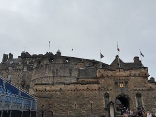 A Relaxing Stroll Through the Castle Town - Edinburgh.
