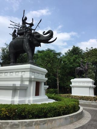 🌿🙏 Na Satta Park – A Family-Friendly Cultural Experience in Ratchaburi