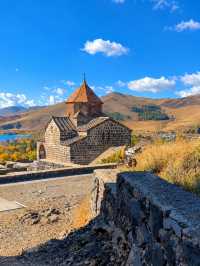 A Lake That Looks Like the Sea? Welcome to Armenia 🇦🇲