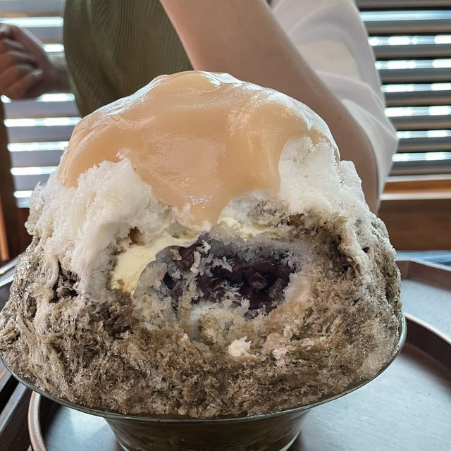 이미 유명한 빙수와 빵 맛도리집 부산 쿠로미과자점