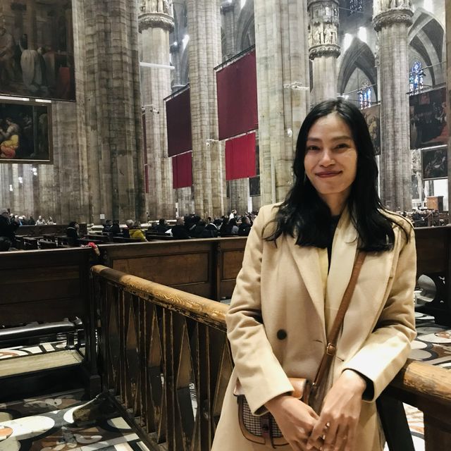 A Tour inside the Milan cathedral 