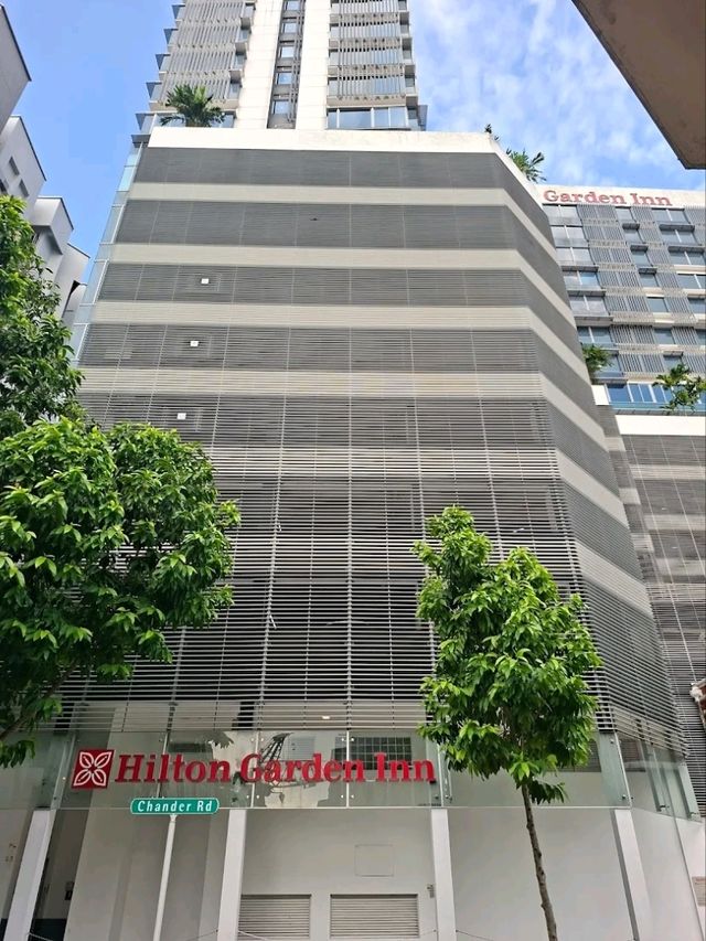 “Little India Comfort: Friendly Service & Rooftop Retreat”