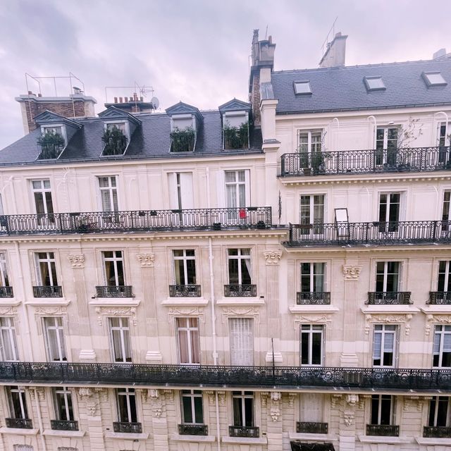 Parisian breakfast With a View 🥐☕️