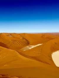 The Ancient Dunes of Sossusvlei & Deadvlei 🏜️