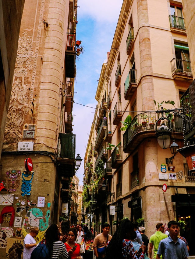 ☀️💸 Budget Summer Trip to Barcelona — See It All Without Breaking the Bank!