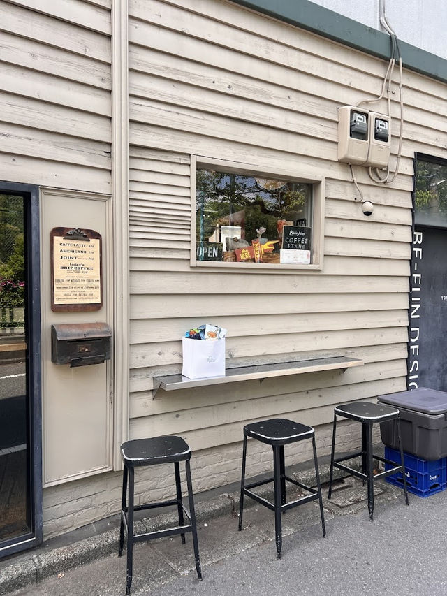 Little Nap Coffee Stand, A Cozy Coffee Spot Near Yoyogi Park