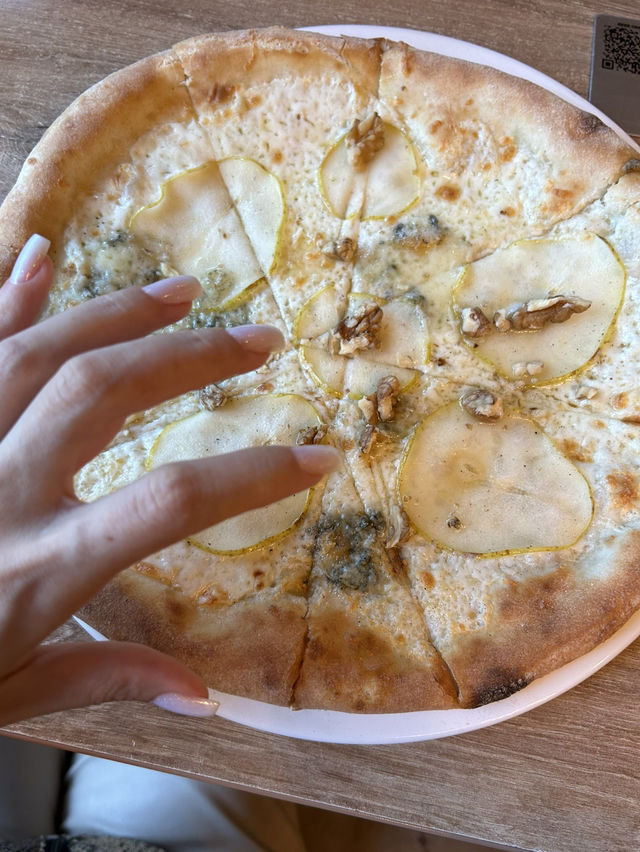 The secret restaurant in Moscow where you can eat all day less then 100$
