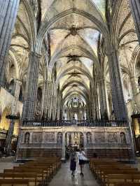 Wandering Through Barcelona’s Timeless Gothic Quarter