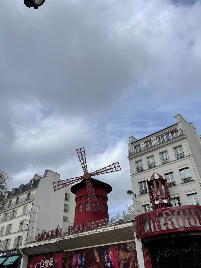 🌸 Paris: Timeless Beauty & Charming Streets