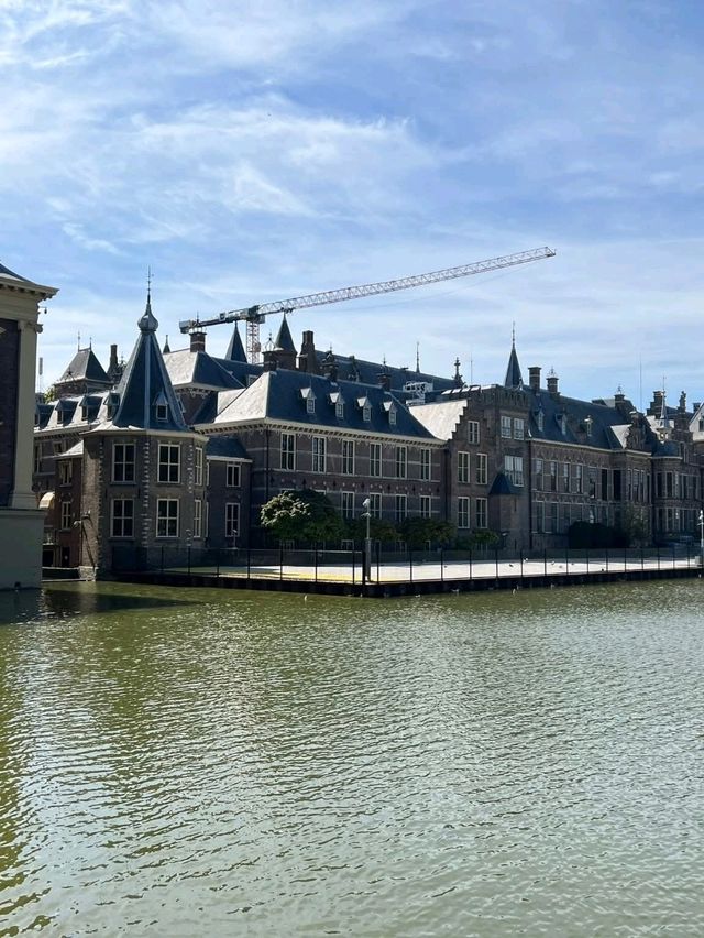 One Day in The Hague: Must-See Attractions 🏛️🌷 One Day in The Hague: Must-See Attractions 🏛️🌷