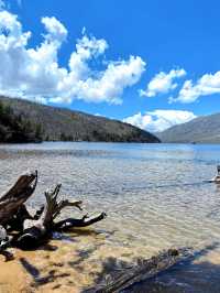 神秘天然湖泊木格措感受自然呼吸的張弛