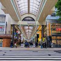 打卡日本狸小路商業步行街