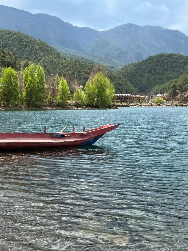 I drank the water of Lugu Lake