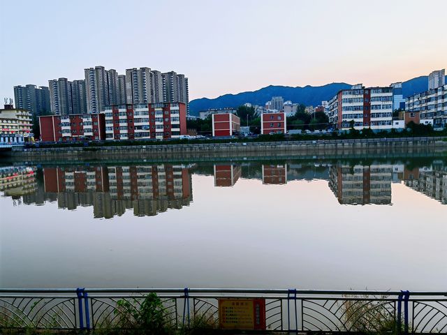 張家口市。