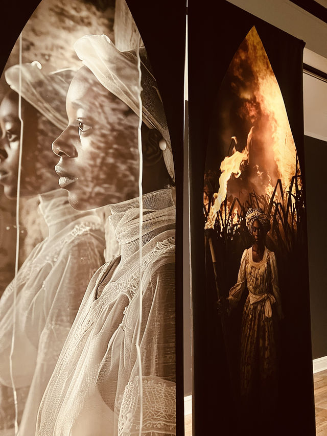 打卡多倫多大學藝術中心。